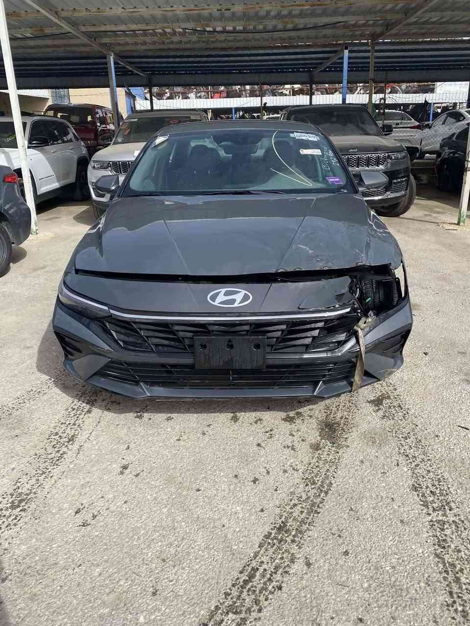 السلام وعليكم النترا للبيع موديل2024 السياره بل لاردن بل حره عله. وضعه السياره جديده بصمه تشغيل عن بعد شاشه دشتل ويل كب رادرات ترهم كتاب شهداء وحره السعر 110بيه مجال خاص مجاني ***********
