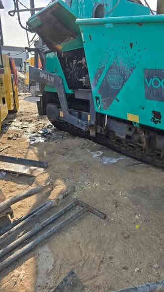 للبيع فوكلي حجم 2100 موديل 2006
اوتي 12متر اخير سلايت 
فارشة جاهزه لعمل نظافة 95%
الاستفسار ***********
