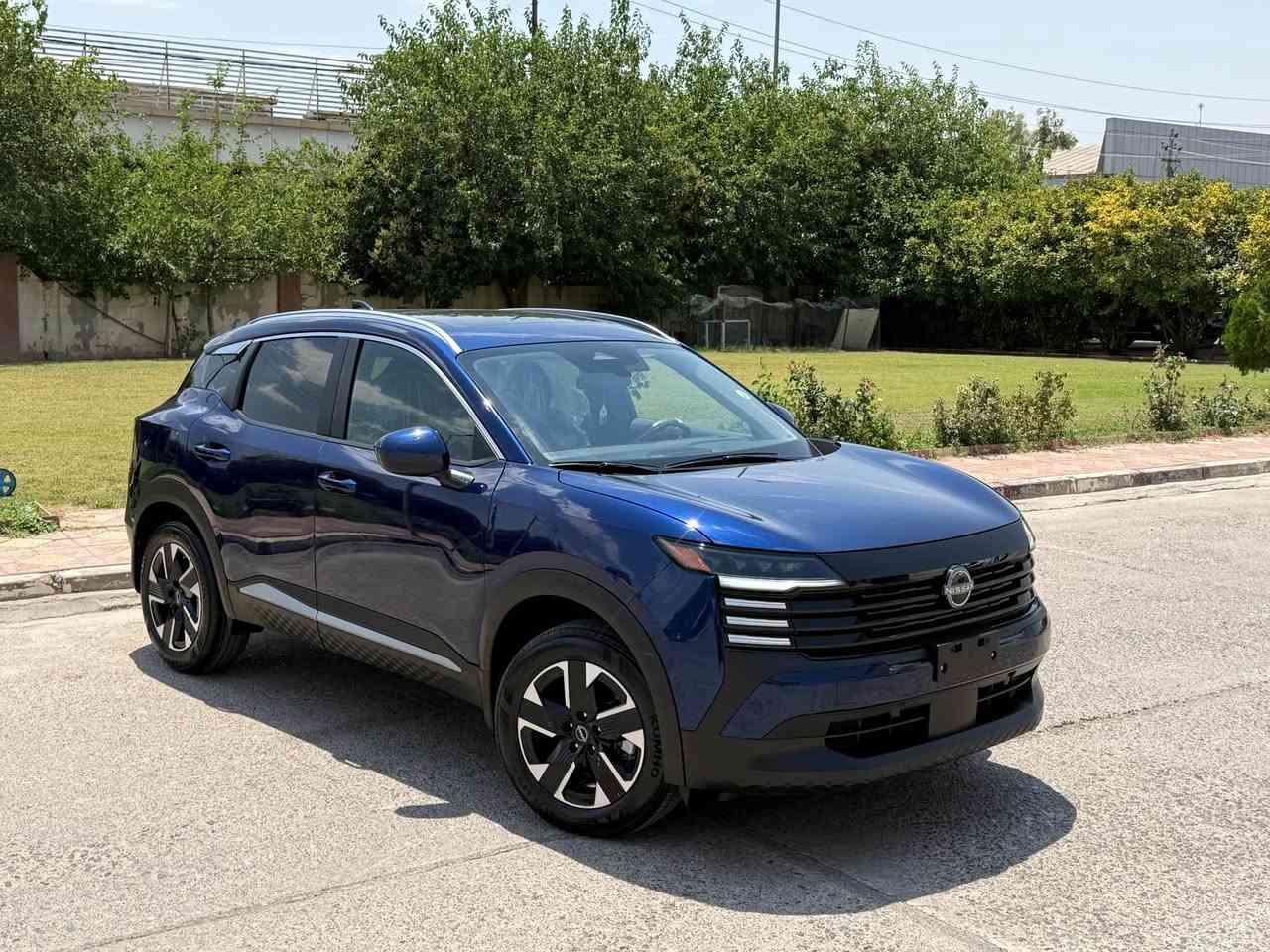 نيسان كيكس SV AWD 2025
أزرق | 4000 ميل | محرك 2.0L
✔️ دبل (AWD)
  ✔️ بانوراما
✔️ بصمة + تشغيل بصمة
✔️ شاشة كبيرة + شاحن لاسلكي
✔️ كاميرات + حساسات + رادارات
✔️ أوضاع قيادة (ECO / NORMAL / SPORT)

🔧 الحالة:
بدون صبغ (PDR بسيط في الجناح الامامي اليمين) 

رقم الشاصي : 3N8AP6CB2SL396779

💰 السعر: 18500 $ (قابل للتفاوض بعد المعاينة)

📍الموقع : أربيل
📞 *********** (اتصال / واتساب / فايبر)

كردي
Nissan KIKAS SV AWD 2025

ماوەی ڕۆیشتن : 4000 ميل

پستۆن: 4 پستۆن 
بزوێنەر: 2.0 CC
 نرخ : 185 $
 بۆیاغ: بێ بۆیاخ (PDR فقط)
رقم الشاصي : 3N8AP6CB2SL396779
کامێرەی دواوە  - بانوراما -گەرمکەرەوەی کوشن - بەسمە - بالیفی دەست - دیاریکردنی خێرای - شاشە - ئاوێنەی رادار - سیستەمی کلیلی زیرەک - سستەمی ئایفۆن  -
تلفون: *********** أربيل, العراق
