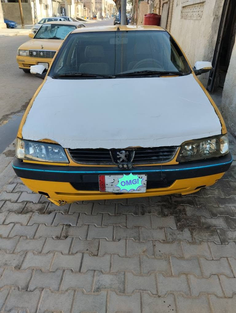 بيجو 405 موديل 2014 
محرك توني مجفت  الكير كفول  
كهربايات شغاله تبريد شغال تايرات نضاف 
السنويه ال27  رقمها بصرة الماني راعيها بالجنابي يريد تحويل هيئه وغرامات يمكن عليها 250 الف حسب ماكال راعيها  مكاني البصرة قضاء شط العرب السعر 15 وشراي يدلل ‏‪***********‬‏   متواجد واتساب او فيس البصرة, العراق
