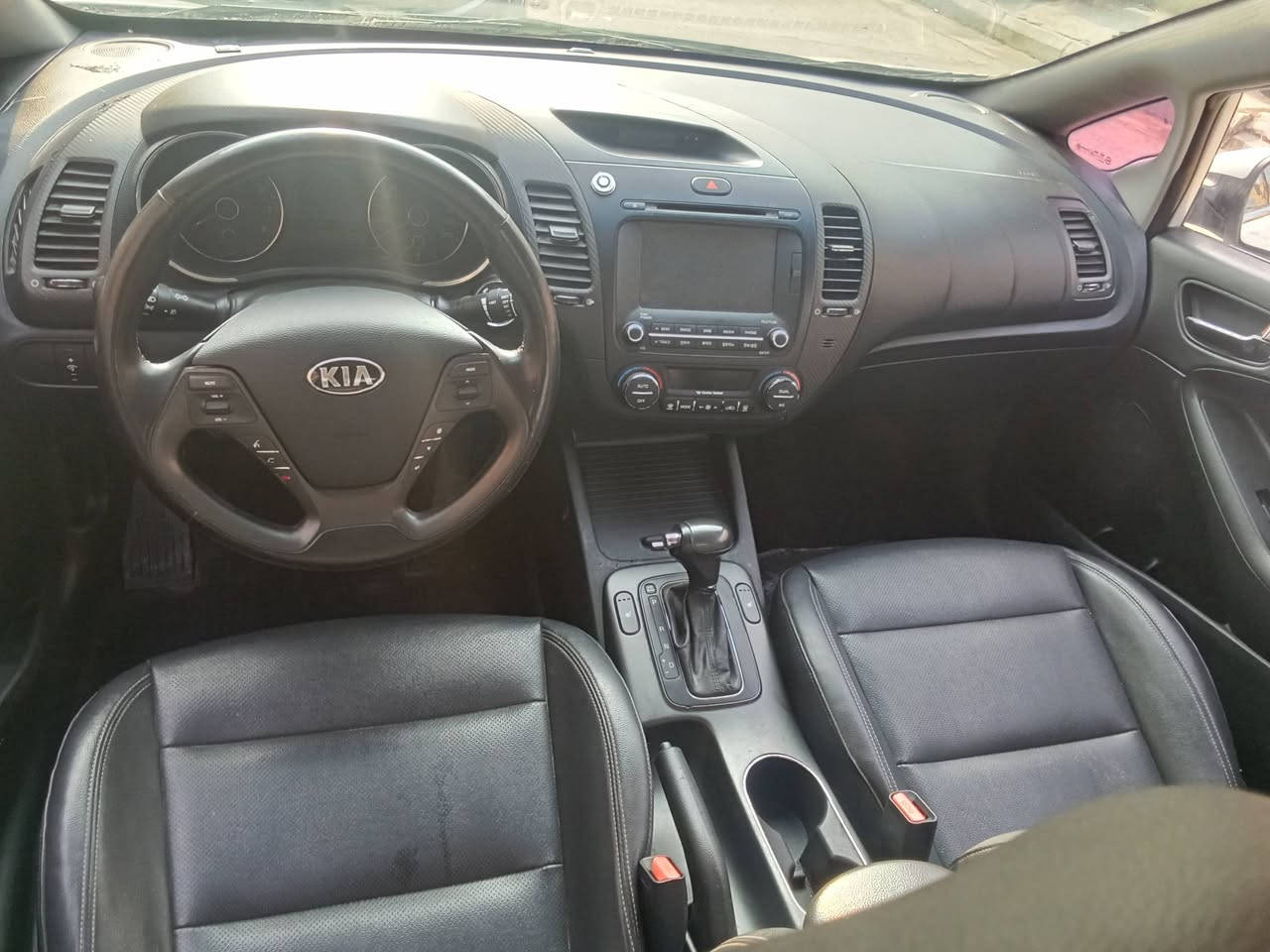 سيراتو خليجي
اداوات اداوات كص جنطه 
 موديل 2014
 محرك 1600 دكشن عالي
تبريد تدفئه علا وضع الشركه 
فول مواصفات 
لايت لد🔦 
بك لايت لد🔦 
ست بصمات
ويل كروم
كشنات جلد تدفئفه 
شاشه بلااديه كامره 
حساست اماي خلفي
مري شفط
دسك اماي خلفي 
حداديه شرط طوبه
مكان السياره السعر 58 
ناصريه مركز شراي اتصل *********** وتساب موجود
