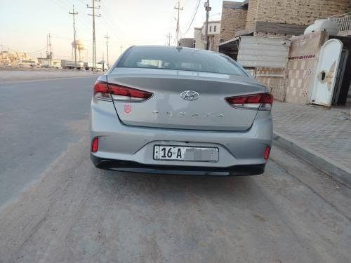 السلام عليكم هيونداي سوناتا 2023  رقم قادسية
وقود سياره غاز LPG فحص سونار موجود مواصفات بصمه شاشه كامره كشنات تبريد تدفئه كشنات جلد مقعد سائق كهربائي قطعتين تبريد نقطه عمياء حساس خلفي شاشه جبيره :معلومه انه مكلف بل نشر رقم موبايل *********** سعر 170 وبيه مجال مكان سياره الدوانية مركز
