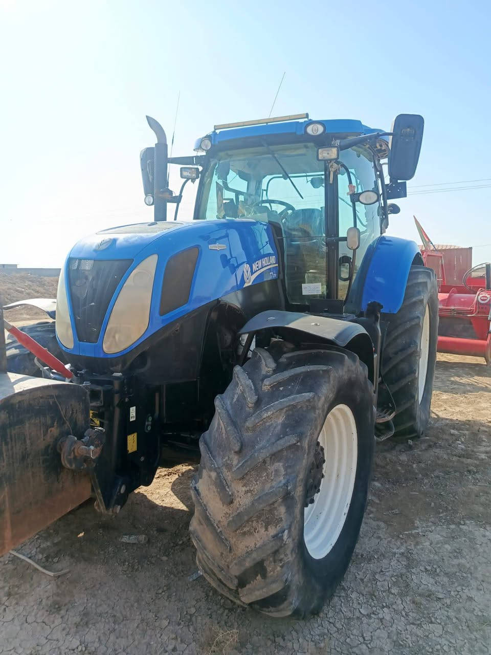 مكينه النيهوالند البيع
موديل 2014 مع الترنبول ابو 11

مكينه مكفول كفالة عامه سلوم الطيب
الاستفسار ‏‪***********‬‏
