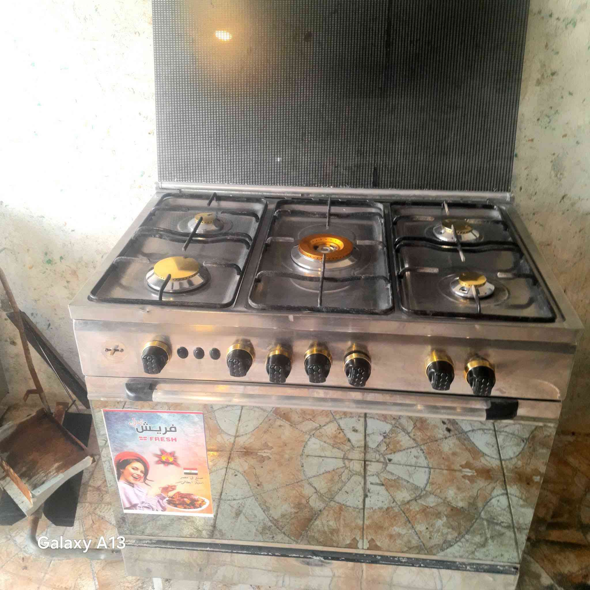 طباخ فرش مصري باب أول للبيع عل فحص 190بي مجال *********** واتساب موجود
