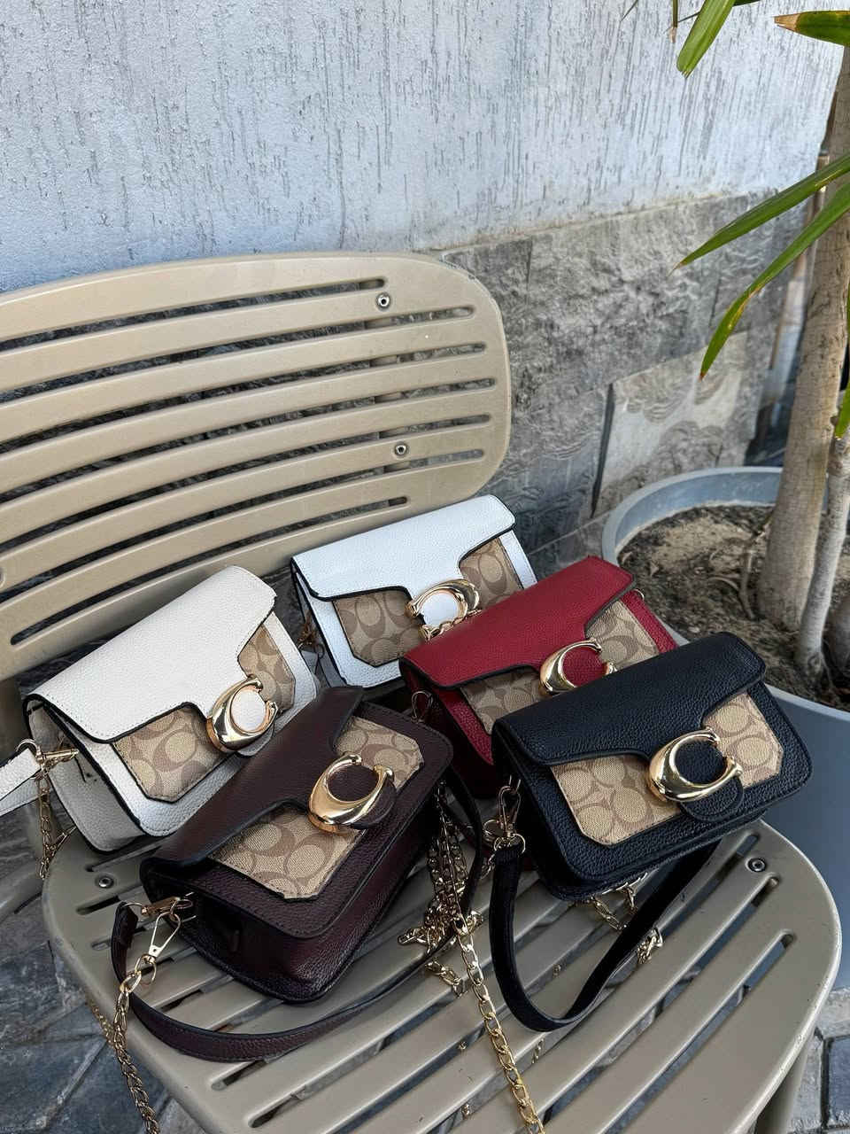 New collection ♥️✨
Code: 12612
Size: 18x11
السعر:


**إذا كنت صاحب هذا الإعلان وتريد حذفه لأي سبب، رجاءا أرسل رسالة إلى الدعم الفني**