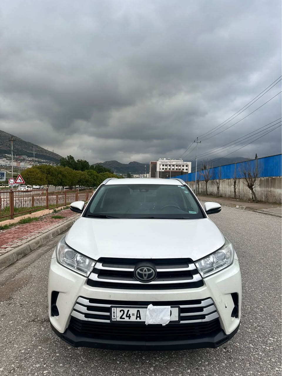 TOYOTA HIGHLANDER 2018
سعر (٢٦٥)$ مجال 
4*4 دبل اكسن
ره قه م سنوى جديد 
(١٠٠)milياجوى 
گير محرك تبريد بشه رت 
دبل اكسن بشه رت
٣ مقعد

سياره يال دهوكى 
(***********)☎️ دهوك, العراق
