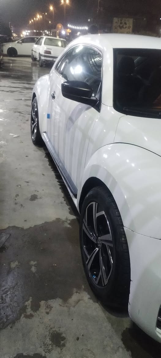 السلام عليكم
بيتل ٢٠١٨ لون ابيض مكينة ٢٠٠٠ تيربو حادث موضح بالصورة  سيارة حلوة وسريعة نصبتها حلوه كير مكينة تبريد مكفول وخير من الله صدر جديد سعرها ب ١١٠ بيها مجال وتسوه اكثر بس مستعجل ع بيعتها بسبب ضروف
***********
