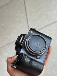 سوني a7R III • شتر ٩٣ ألف • توصيل