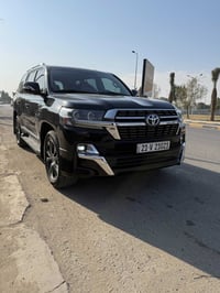 للبيع تويوتا لاندكروز 2021 VX.R محرك 5700 السيارة رقم سليمانية مميز مض...