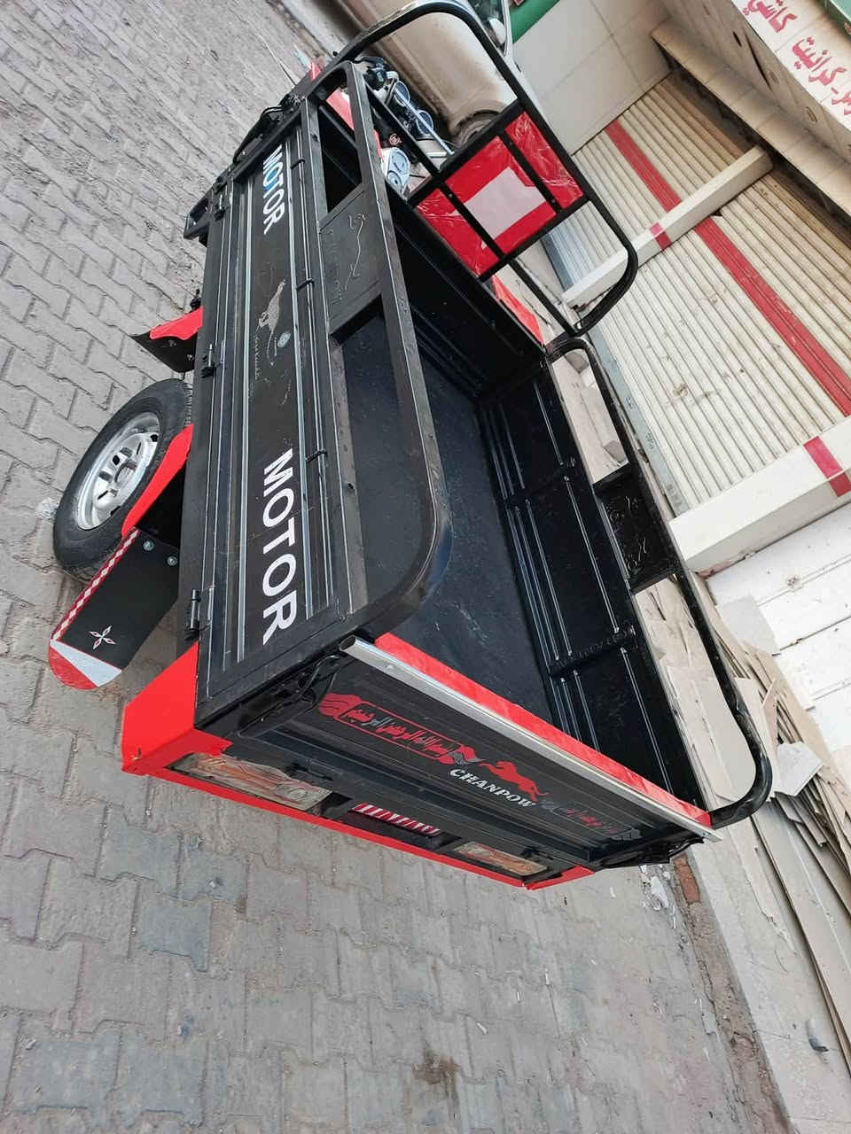 السلام عليكم ستوته للبيع ١٩ طلعه بل ٢٠ واحد ونص وبيه مجال وراق كامله مداور شوقت ماتريد نكره سلف***********
