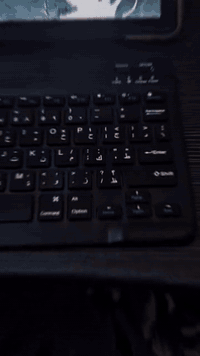 أسلام عليكم🖐
أيباد Blackview 60 pro للتبدليل فقط📌
مع
(أيباد 60 فريم او اكثر/لابتوب للألعاب💻) 
المواصفات: 📑
ذاكرة💾128GB + مكان ميموري قابل للتطوير حتى 1000GB💾
رام8+16=💽24GB قابل للتطوير. 
يدعم السيمكارت ×2 
بث شاشة SMART 📺
فيه وضع pc يصير حاسوب 💻
تقدر تفتح فيه اكثر من برنامج
شاشة1280×800🌃HD
معالجunisoc T606🔥
سعة البطارية 7700mAh 🔋
(قطارة بل شحن)🔋
الجهاز جديد شرط أي عيب ❌
او عطل مابي🤝
ورقة ضمان استبدال الشاشة اذا كسرت🧾 بعد200يوم🖥✅✅
(مفيد للدراسة و التصفح والالعاب و مشاهدة الافلام و التصاميم) 
ملحقات الجهاز: 🎁
1-كيبورد اصلي مالجهاز⌨️
(بلوتوش و شحن) 
2-ماوس اصلي للجهاز🖱
(بلوتوث مع باتريات) 
3-قلم اصلي للجهاز. 🖋
4-كفر دفتري لحماية الشاشة و يصير 
استاند للأيباد✅
5-لسقة لحماية الشاشة اصلية موجودة على الأيباد📲
6-مفتاح مكان سيمكارت و ميموري📌
7-سماعات الايباد الاصلية🎧
علق و ارد عل كل
تواصل خاص 💬
او وتاساب🗨   📞***********📵
عنوان موصل جانب ايسر🔱
