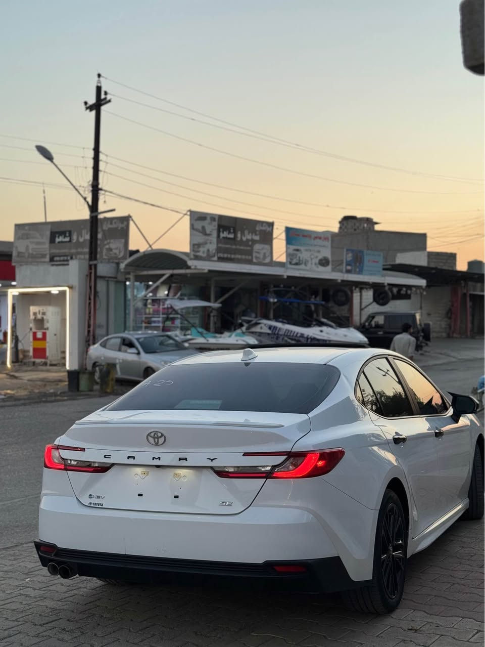 بسم اللّٰه الرحمن الرحيم
بەناوی خودای گەورە 
Toyota camry 2025 hybrid
تۆیۆتا کامری مۆدێل ٢٠٢٥ هایبرید
مواسەفات  SE Plus 🔋
چوار مۆدی لی خورین
Eco Normal Sport EV
گێر ئۆتۆماتیک گێر لە سوکان گێر سپۆرت کوشن کارەبای کوشن جلد بریک بەسمە ئەوتۆ هۆڵد 
ناو کریمی  سەیارەکە زۆر زۆر جوان و پاکە گیر مەکینە کارەبای هەموو گیانی بە شەرت 
سەیارەکە ٧ مایل ڕۆشتتووە زۆر زۆر جوان و پاکە کامیل سیرفزی بۆکراوە کارپلەی تەحدیل سورحە شاشە کامیرا لایت لید و حەدەسە
ڕادار بەردی سالەنسا بە شەرت 
سەیارەکە دوو پارچە بۆیاخە 
کەمیک ناوی گرتوە   
 سەیارەکە توند و تۆڵە هەموو شتێکی بە شەرت چوار تایە و ویلی لۆکی لە ژیرە هەموو شتێکی بیلادیە و بەشەرت پاتری هایبرید هەموو شتێکی بە شەرت 
سەیارەکە رەقەم کاتیە بە شەرتی رەقەم کردن 
ناونیشان ڕانیە حاجیاوا 
فایبەر وەتس ئەپ 
*********** السليمانية, العراق
