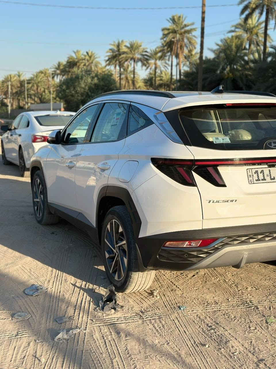 توسان موديل 2024 خليجي
رقم بغداد
فوول مواصفات
يعني خنگ السياره اعلى فئة بالخليجي تجي فول بانوراما 
ماشية 43 الف كيلو
السياره كفاله فقط بيها بارد بالبنيد
وبيها بارد بالباب
سعرها
200 وبيها مجال
***********
