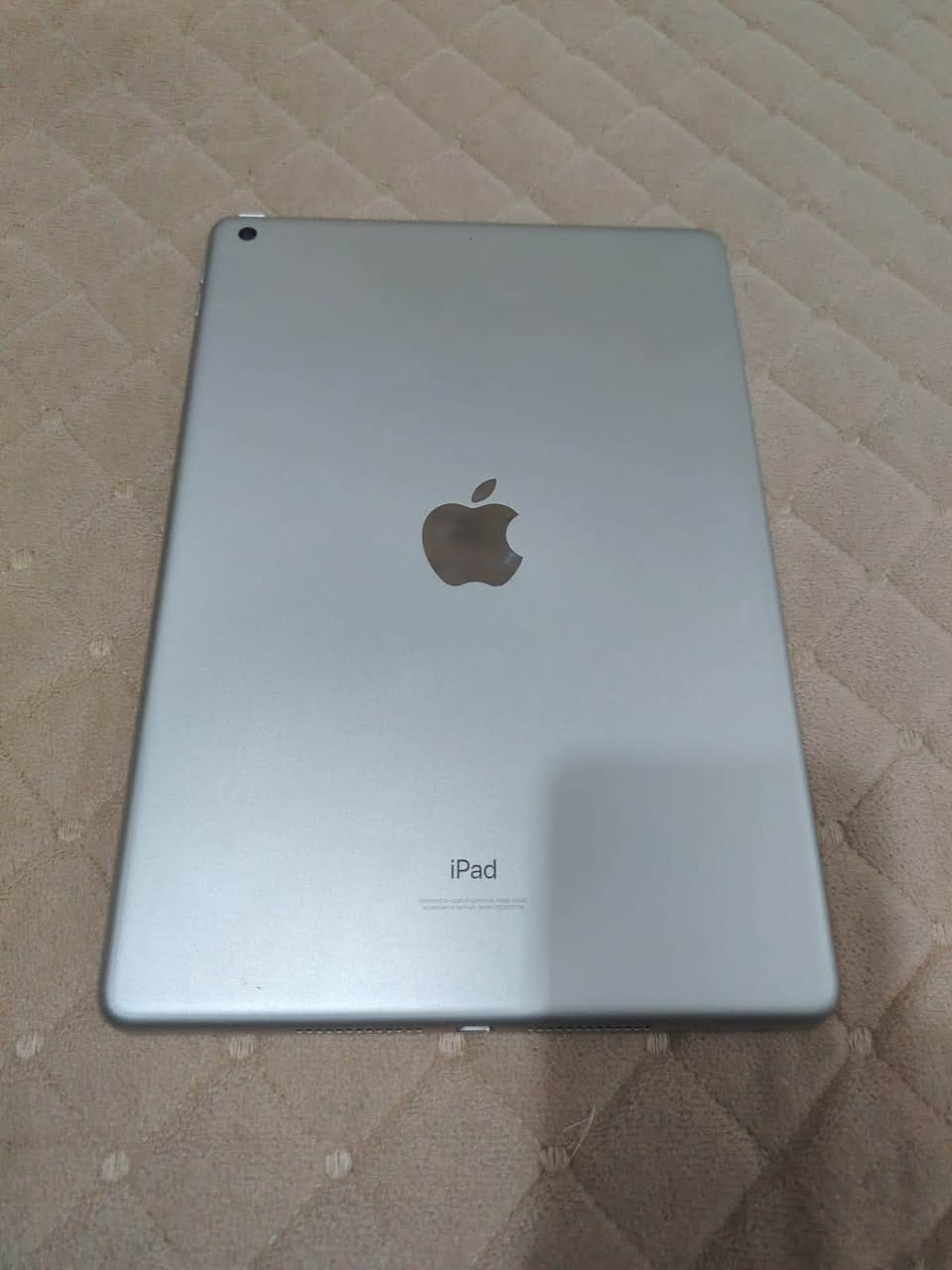 iPad 9
ذاكرة 64 رام 3 
البطارية 73  
كامل ملحقات حافضه دفتريه 
جهاز كله شغال وجاهز ع آخر حبايه نضيف بمعنى الكلمه 
مكاني واسط كوت 
سعره 250 وبي مجال 
للتواصل 
***********واتس أو اتصال
