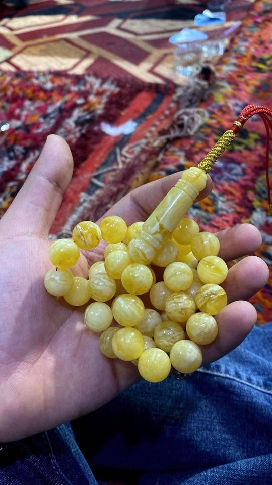 كهرب بولوني حر طبيعي  شجري الوزن 76 غرام . قياس الحبة 13-14 كصة مدعبل  سعر الغرام (15$) وبي مجال بسيط للاستفسار ***********
