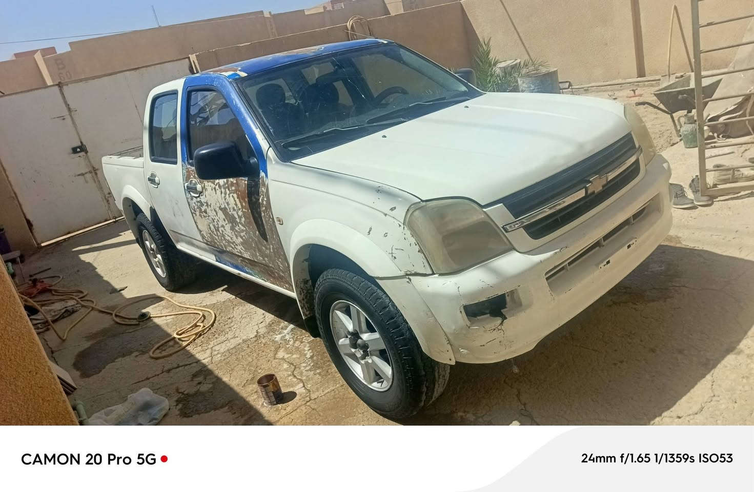 سلام عليكم للبيع شوفر لوف محرك ٤اسرندر كاز موديل 2005 سياره مكفوله من الضربه جاهزه تخم تاير سياره نضيفه حيل عوزه بس صبغه محرك كاز يعني انسه الصرف للاتصال ***********بي وتساب مكانه نجف السعر ٥٥وبيه مجال للطيبين
