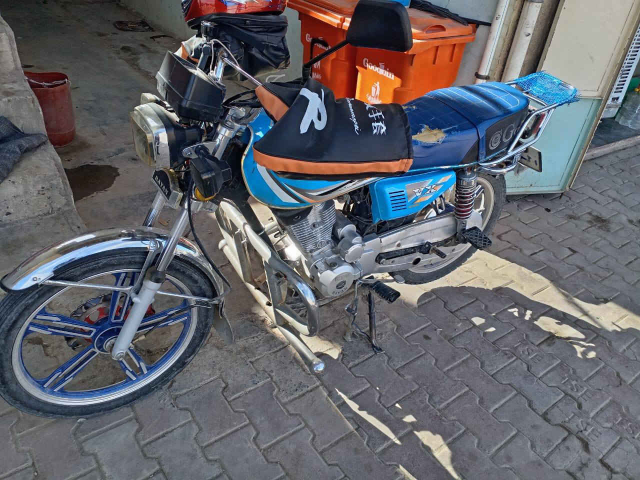 سلام عليكم
موطور موديل 23 نضيف 
عنوان راوه 
السعر 650 بي مجال يرهم مراوس بشنك
للاستفسار ‏‪***********‬‏ 
متواجد فيس و متواجد واتساب
