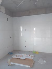 تركيب سيراميك • عامل سوري • كربلاء العباس