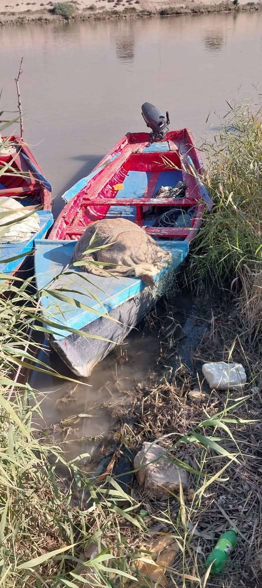 طراده ومكينه ٣٠ بلاد ما مفتوح لا كير ولا محرك مكاني بغداد موبايل ***********
