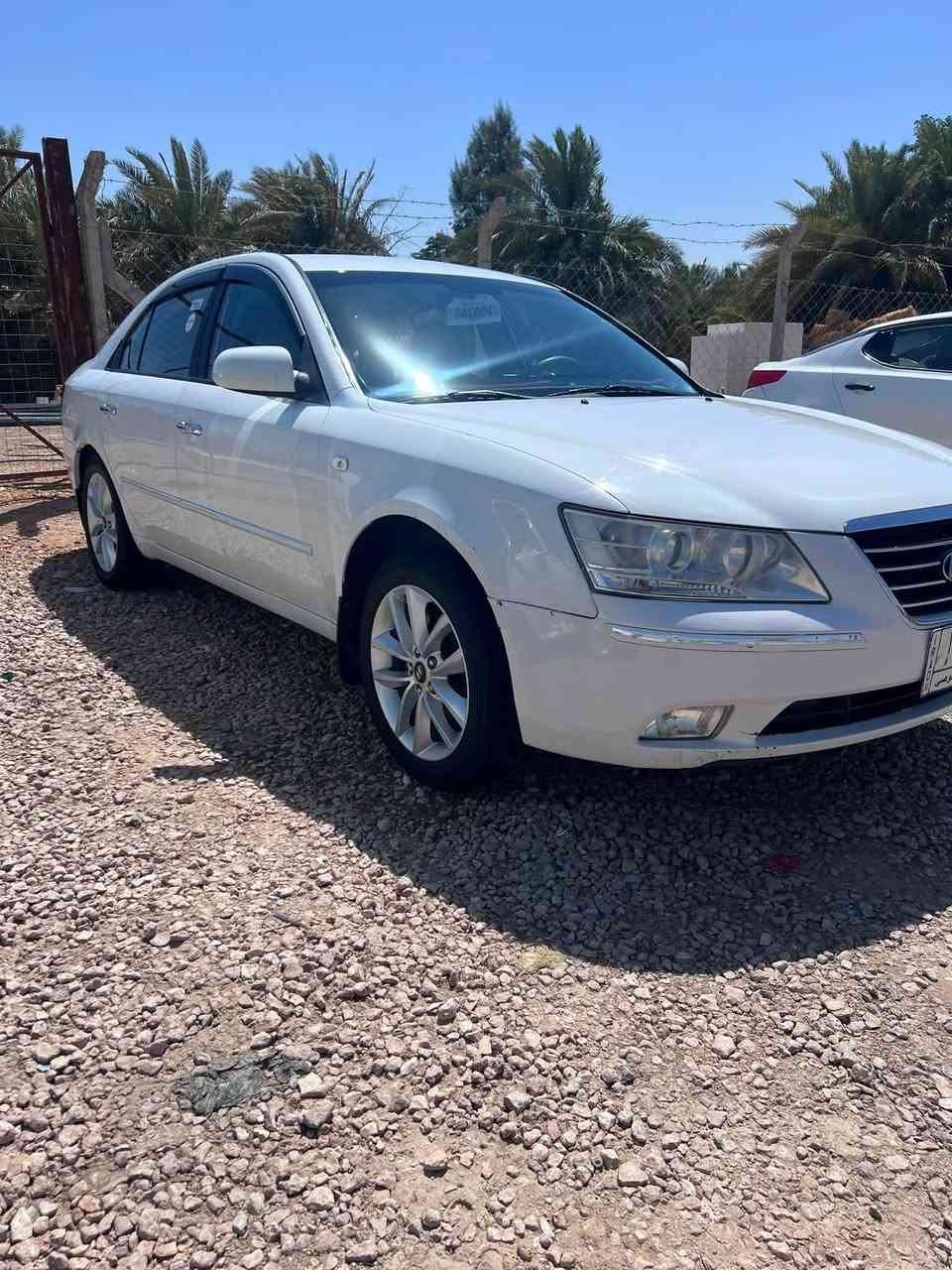 يالله سلام عليكم سوناتا للبيع موديل 2009
وارد كوري بيه باب صبغ وبيه باردات سونار موجود رقم نجف تحويل ثاني يوم مكينه ٢٠٠٠دوش جاهزه مكينه كير حداديه تخم تاير 
كله جاهزه تبريد ثلج ⛄️ ترايك وين مايعجبك 
السعر ١٠٠$بيه مجال مكان نجف ‭***********‬
