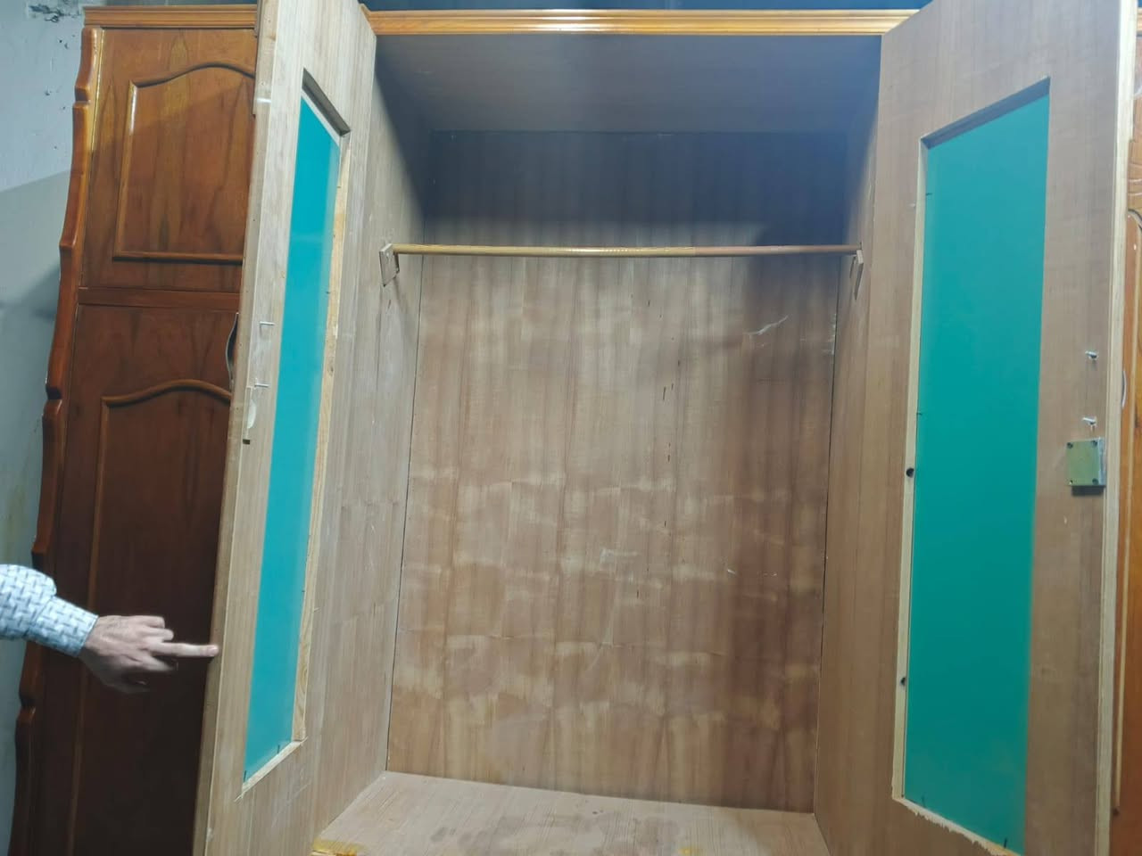 غرفه صاج داخل خارج
مستخدم نظيف 
سعر مناسب جدا 550 
توصيل بكروه عنوان الأمين الثانيه
ارسل صوره واتساب وتدلل ***********
