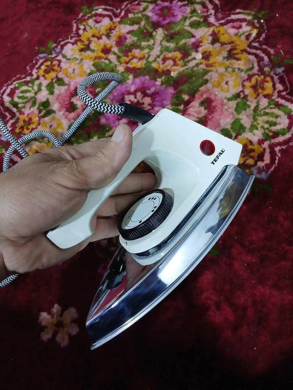 اوتي ماركة تيفال نضيفة جداً
السعر 35 الف


**إذا كنت صاحب هذا الإعلان وتريد حذفه لأي سبب، رجاءا أرسل رسالة إلى الدعم الفني**