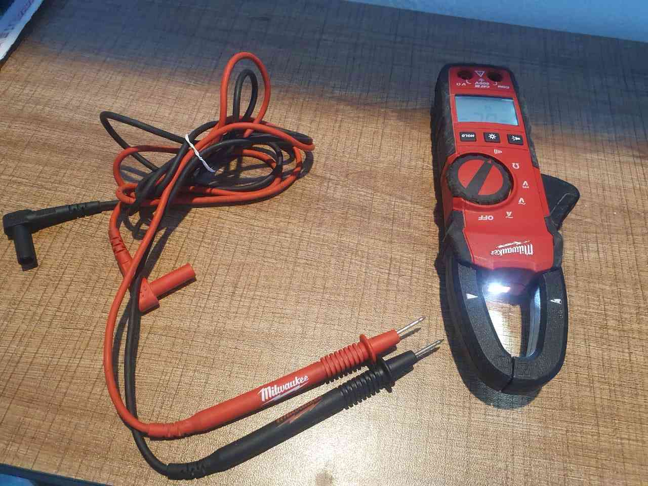 كلاب ميتر ميلواكي مستخدم 
سعره 125 الف 
***********
