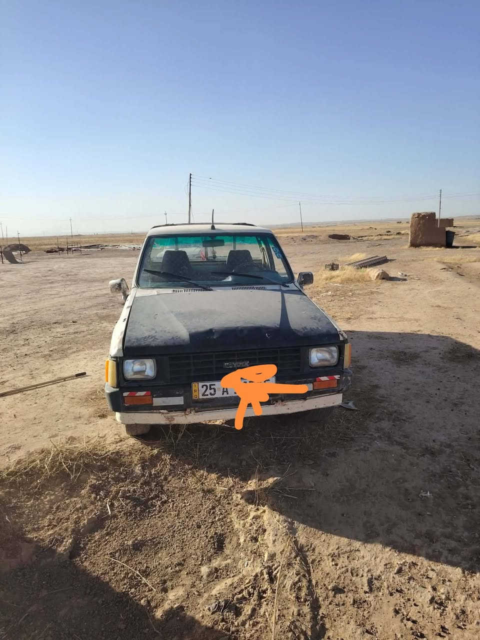 السلام عليكم سياره للبيع 85نضيفه شرط كير ومحرك واكسل رقم دولي كركوك فقط لحيم شويه بل شاصي والكشر شوف العين يبري الضمه مكان صلاح الدين قضاء العلم قريه المعيبدي سياره مشاالله شخاطه للتواصل ***********
