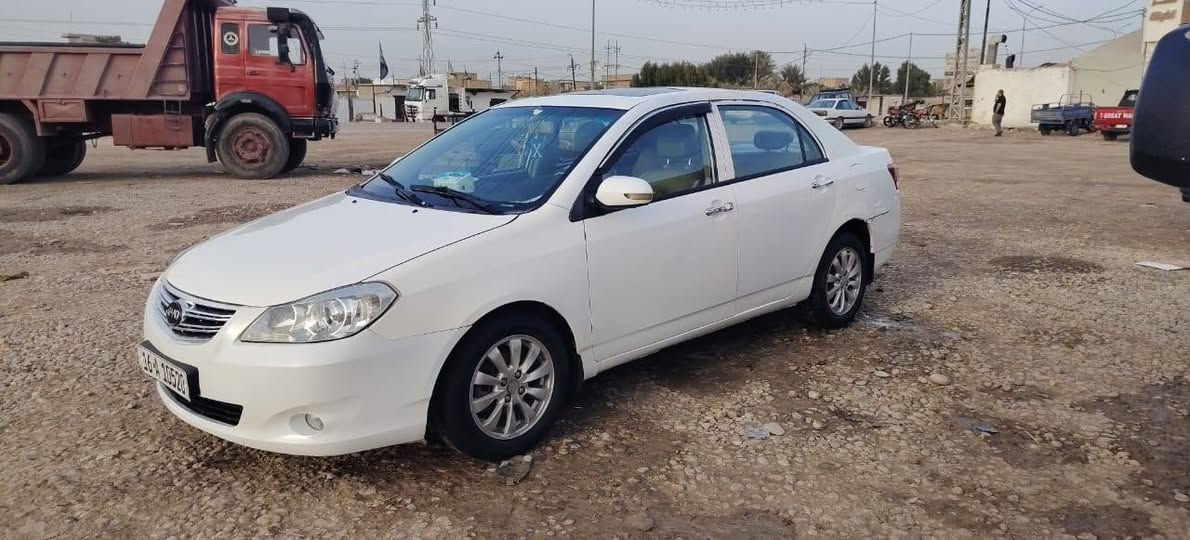 السلام عليكم سياره بي واي دي موديل 2013 مكفولة من مكينه وكير وشاصي بيها شبر بارد ب الباب رقم قادسيه مداور ثاني يوم رقم لجديد سنويه ل 2030 السعر 65 وبيها مجال للشراي مكاني الديوانية قضاء عفك للاستفسار الاتصال ***********
