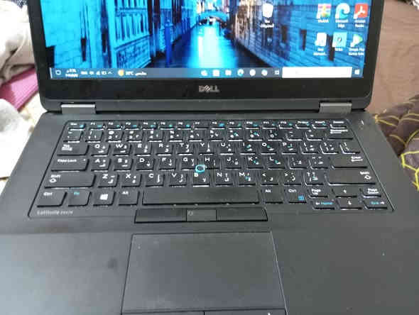حاسبه لابتوب DELL
الجيل العشر رام8كيكه 
الشحن يطول من5الى6ساعات 
حاسبه نضيفه95٪
يجي وياه
جمطه
وماوس
وشاحنه 
السعر 275وبيه مجال 
***********تساب
