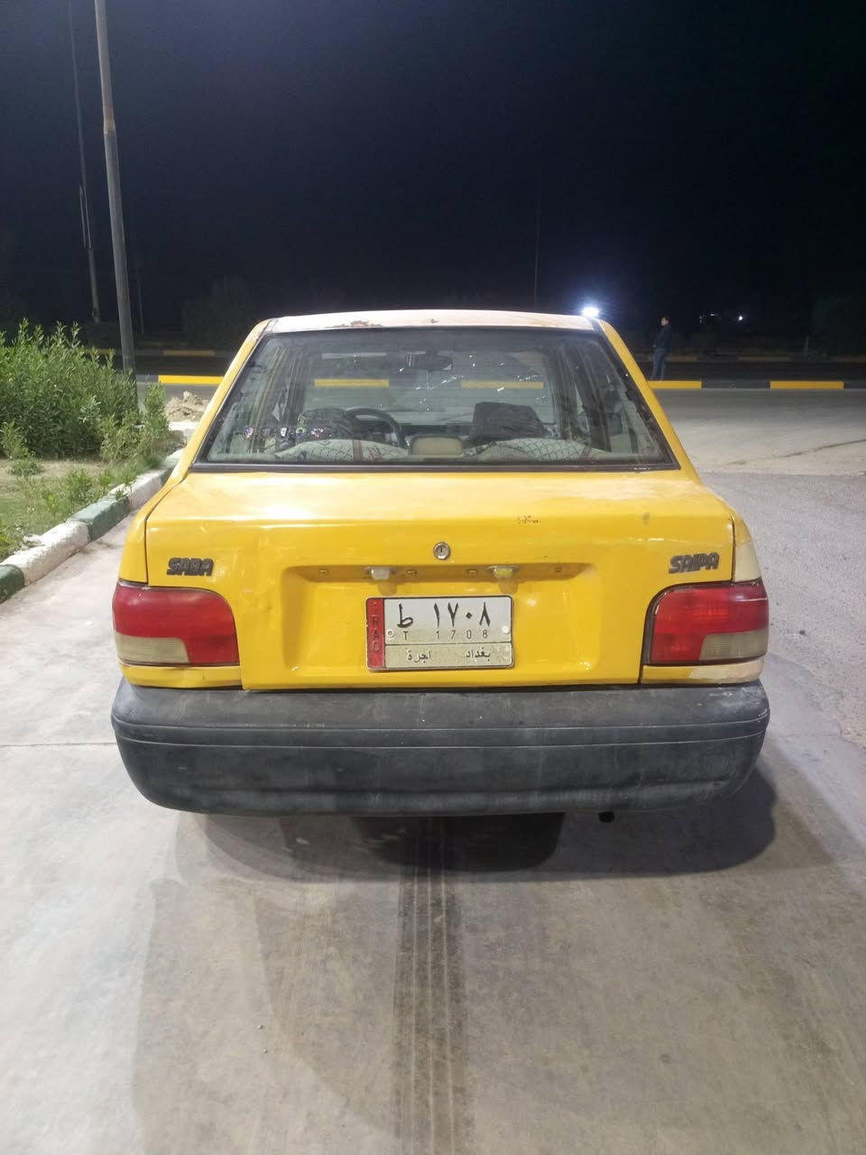 من رخصت الامن المحترم للبيع سايبه موديل 2009  رقم بغداد الماني راعيها ما اندله اتكفل سرقه وعشائر فقط سنويه اصليه ساقطه  2023 مكينه وكير حداديه جديد مكفولات تخم تاير جديد دواخل نظيفه كهربائيات كلها شغاله سياره جاهزه حلوه ونظيفه خير من الله مال عيشه السعر 10 ورقات بيع مستعجل ما متواجد على الفيس هذا رقمي الاستفسار اتصل وتدلل ***********
