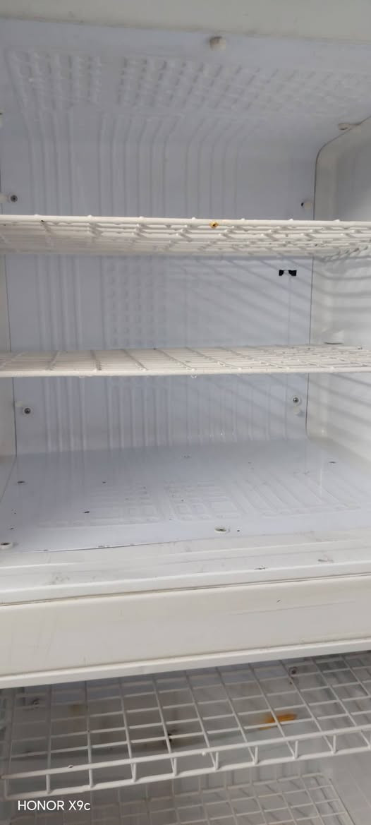 سلام عليكم ثلاجه للبيع حجم كبير نضيفه سعر 350وبيه مجال مال معتاز


**إذا كنت صاحب هذا الإعلان وتريد حذفه لأي سبب، رجاءا أرسل رسالة إلى الدعم الفني**