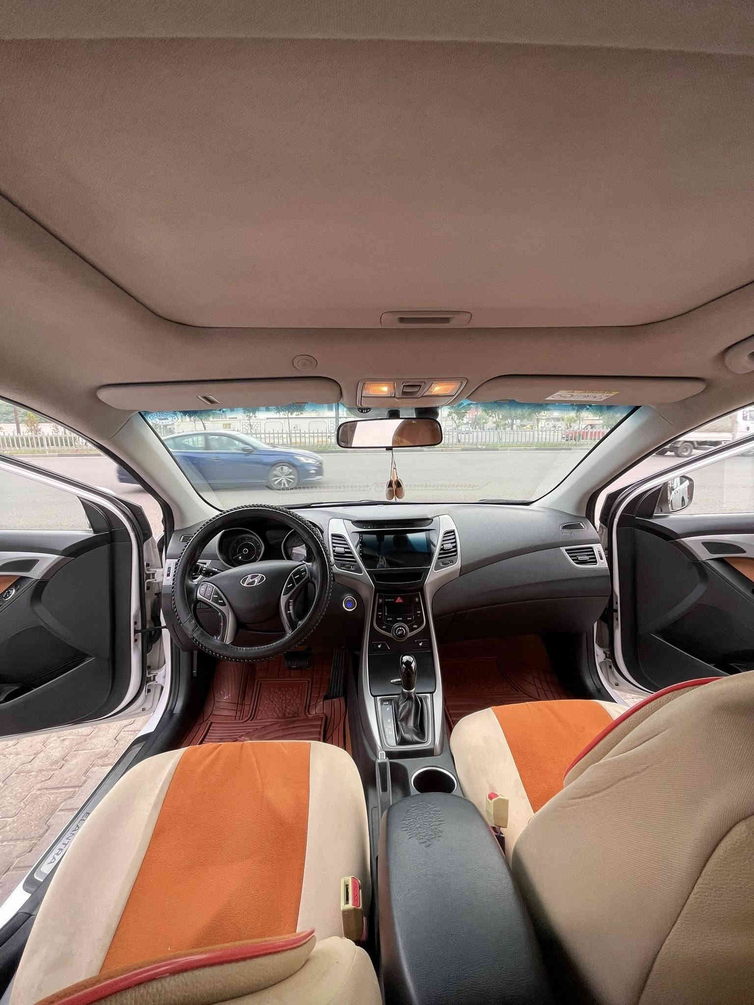 هونداي النترا 2014 فول GLS  بصمة سلايت كشن كهربائي مكينة 18 دوش المرغوب بيهة فقط بونيد مبدل عالبلاد .. كوبون بنزين بيهة ،
السعر 134 ومجال 
***********
