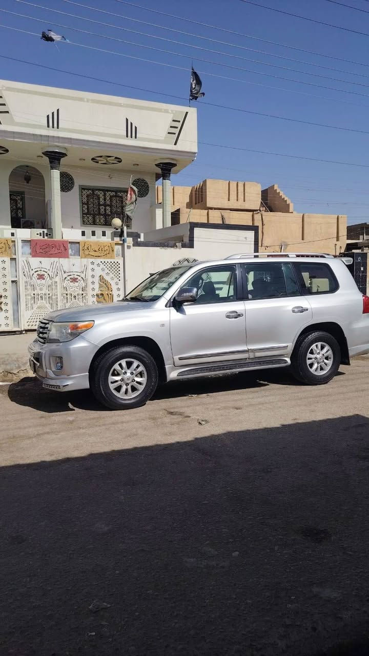 سلام عليكم لاندكروز موديل 8 لون سلفري بسمي تحويل رقم بغداد انكليزي بيهه صفحه رش اثر شريط
ول بنيد جارد الاستفسار اتصال *********** عنوان بغداد سعر 260 بيهه مجال بسيط
