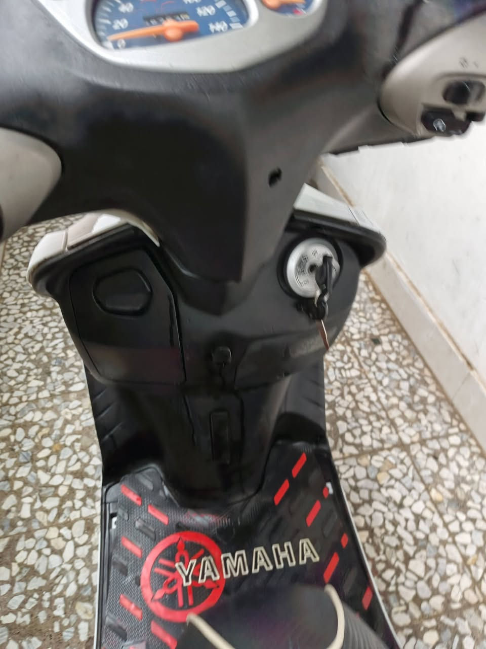 سكنز نثيه جدا نظيفه مابيه اي نقص مكاني الاعظميه
السعر ٦٥٠ تلفون
***********
