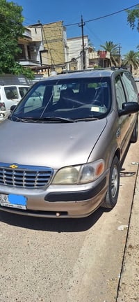 اخوان للبيع شوفرليت فنجر  7 راكب موديل 2000 محرك v6 .3.400 كير ومحرك ب...