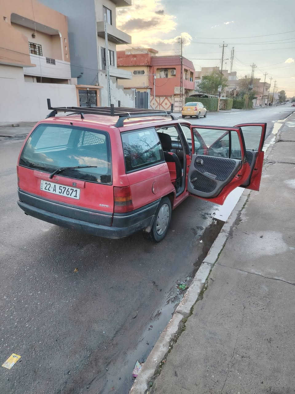 السلام عليكم سياره استرا
كير محرك شرط سياره جاهزه
4تايرات جديده قبل سبوع شتريتهم فيتامي الاصلي😉
باتري جديد
محرك معمر رايمن قبل اقل الشهر😍❤️
سياره علئ وضع الشركه حيل نصيفه ومابيها صبغ
سياره رقم اربيل دولي 😍❤️
السعر 46وبيها مجال للشراي تواصل عل رقم
***********/كورك ***********
