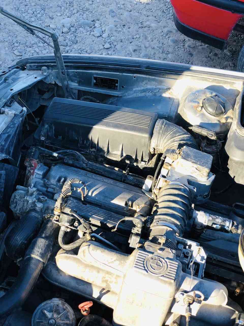 بي ام 530 موديل 1989
كير عادي 
محرك جديد 
كير و محرك بشرط 
رقم نينوى
تحويل والوكاله بشرط 
بيهة ضربة خفيفة بالجاملغ امامي 
ويل هامان تايرات جدد 

سعر 35 و بيها مجال

***********
