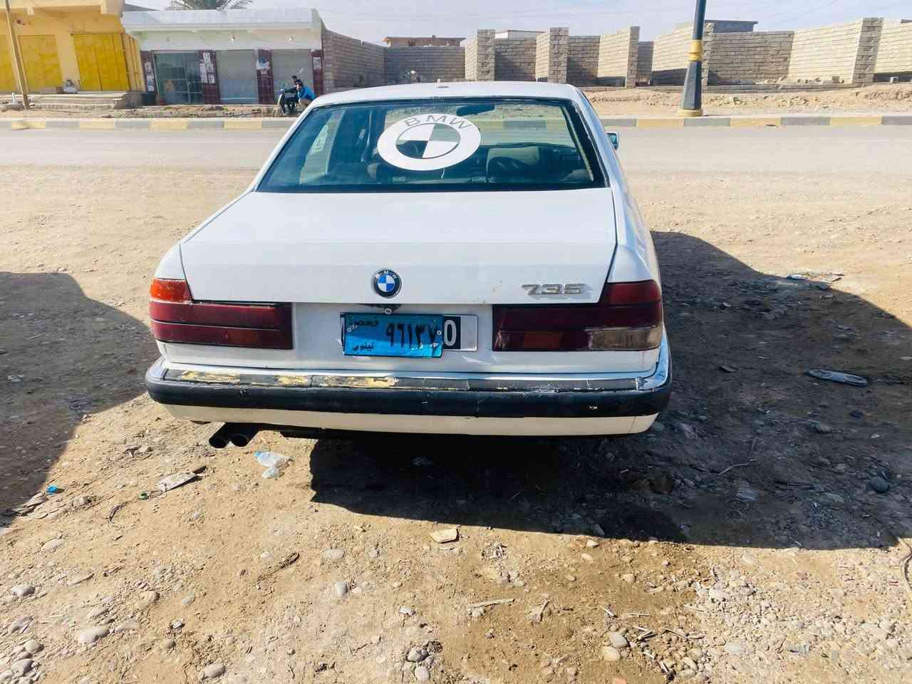 اسلام عليكم 
بيئم 735 رقم نينوى شرط الوكاله والتحويل 
كير عادي شرط  محرك شرط 
صدر طبه تواير انضاف داخل نضيف كشرها نضيف
كهربائيات كلها شغاله
السعر 32وبيها مجال 
***********اتصل وبيك خير وادلل
