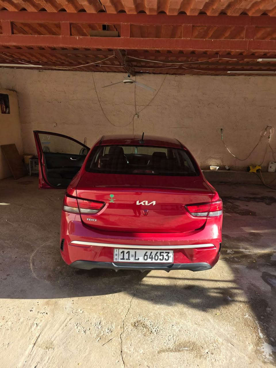 السلام عليكم 
عندي كيا ريو 2022 ماشيه 40 كم 
وارد 3 قطع صبغ تعديل بسيط بشاصي الامامي
مكينه كيرً كفاله تبريد حداديه مشروطه 
مكاني بغداد للاستفسار *********** بغداد, العراق
