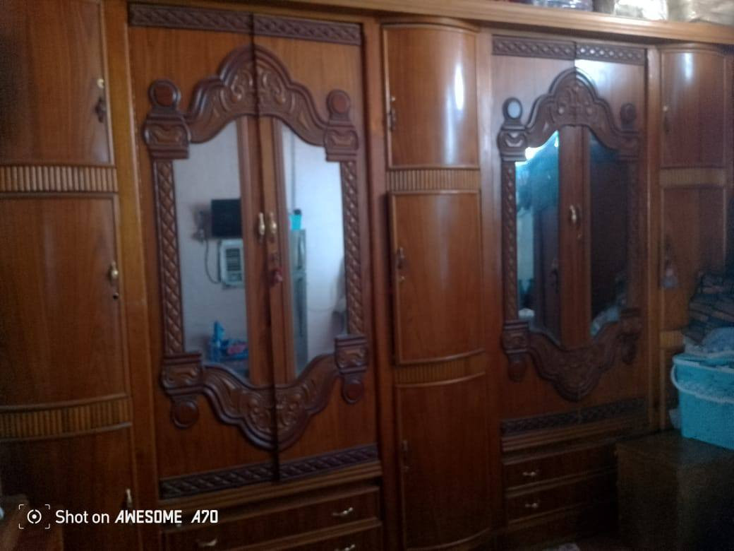 غرفه صاج عراقي ثقيل للبيع نضيفه كامله الاتصال بلرقم ***********
نضافه 90 بلميه 
مع كنفرا حجم 40 سعر 300
مع مكيف ميديا 300 سعر
توصيل حسب الاتفاق

مكاني ديالى
