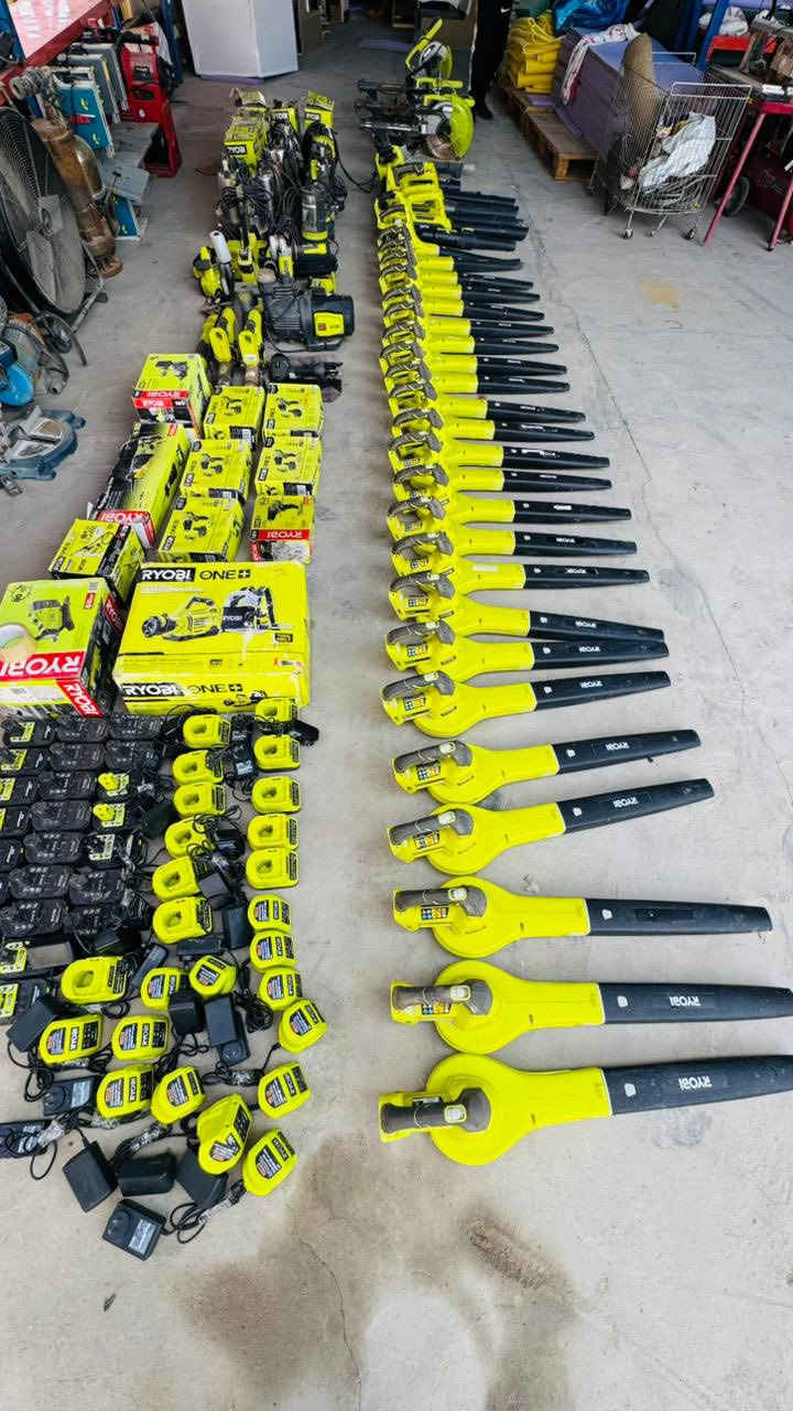 سلام عليكم 200 قطعه مشكل البيع شلع العنوان البصره ***********
