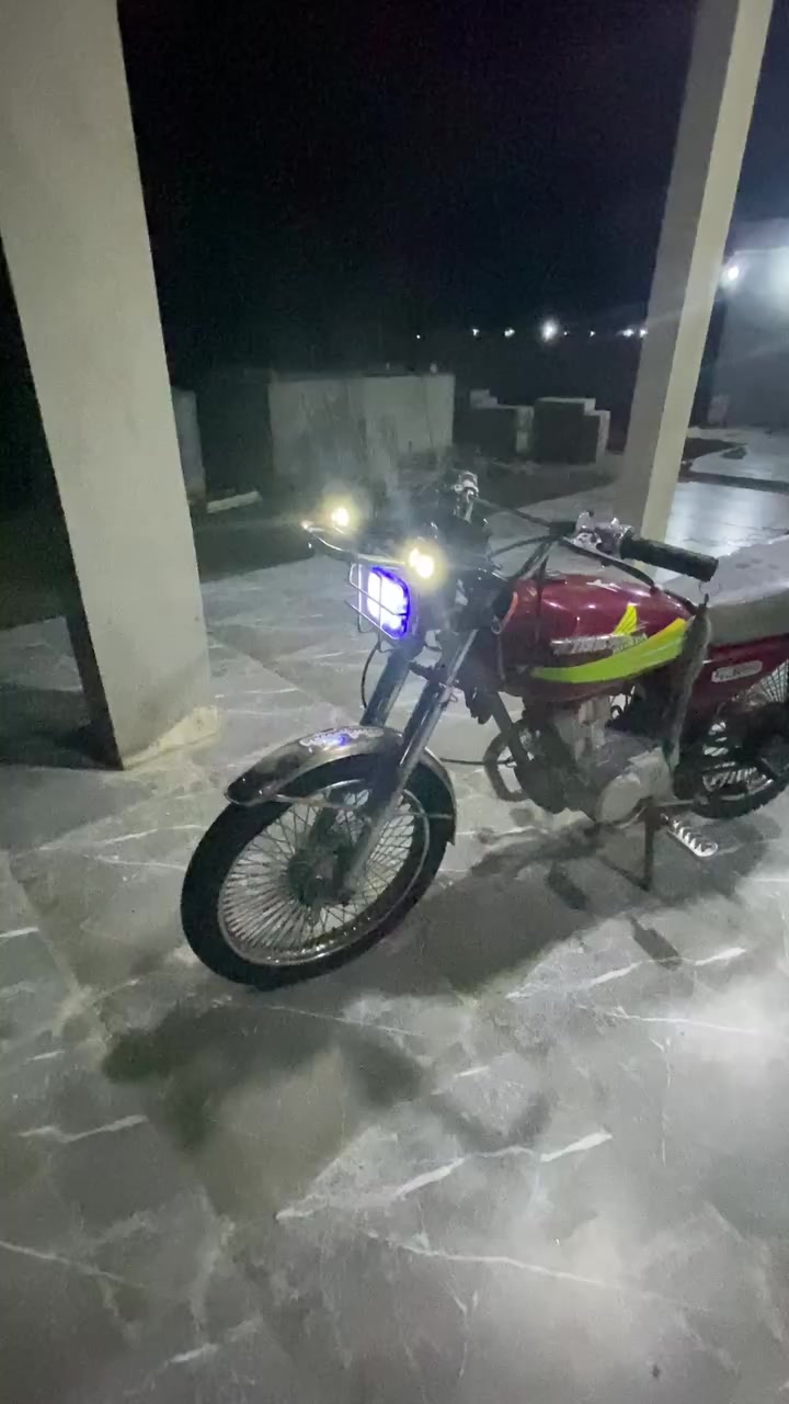 ماطور 2018 كلشي بي جديد وكلشي شغال ماطور خير من الله نضافة كدام العين يرهم بيع ويرهم مراوس السعر 325 جماعه امسح المنشور لا تعلقون عفيه لان مسحت 4 منشورات ومحد جاني 😂👍🏽"


**إذا كنت صاحب هذا الإعلان وتريد حذفه لأي سبب، رجاءا أرسل رسالة إلى الدعم الفني**