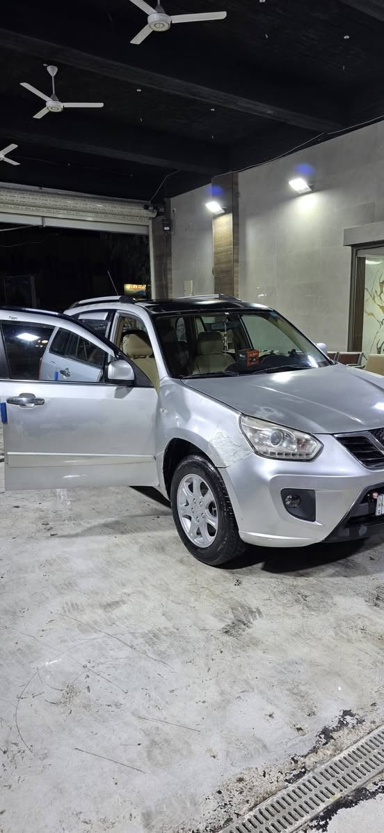 شيري تيكو ٢٠١٣
مكينة وكير كلش مرتبات 
تبريد فول 
صدر فول 
سيارة ما بيهة اي نقص 
وسيارة مرتبة ونظيفة باسمي 
سعره ٥٣ وبيها مجال حك الجية 
مكانهة حي الجهاد
للتواصل 5551-979-0774 بغداد, العراق


**إذا كنت صاحب هذا الإعلان وتريد حذفه لأي سبب، رجاءا أرسل رسالة إلى الدعم الفني**