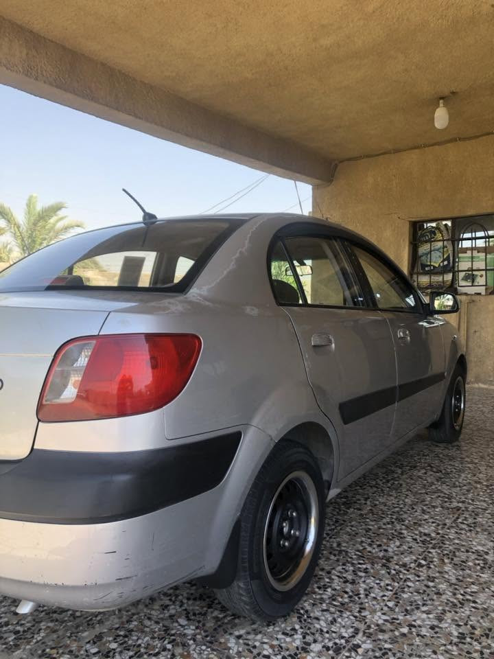 كيل ريو 2009 خليجي
محرك 1600 كفالة
گير كفالة 
تخم تاير جديد 
حدادية كاملة امامي وخلفي 
باتري جديد 
مكان السيارة بغداد 
شباب السيارة اني مكلف بنشرها 
السيارة فقط جراد 
الي يريد يعرف سعرها يتصل على هذا الرقم 
***********
