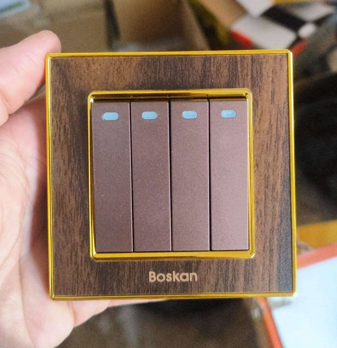 السلام عليكم متوفر سستم كامل هاي الالوان اسعار جملة تنافسية توصيل كل العراق موجود واتساب *********** السعر 1500سستم كامل
