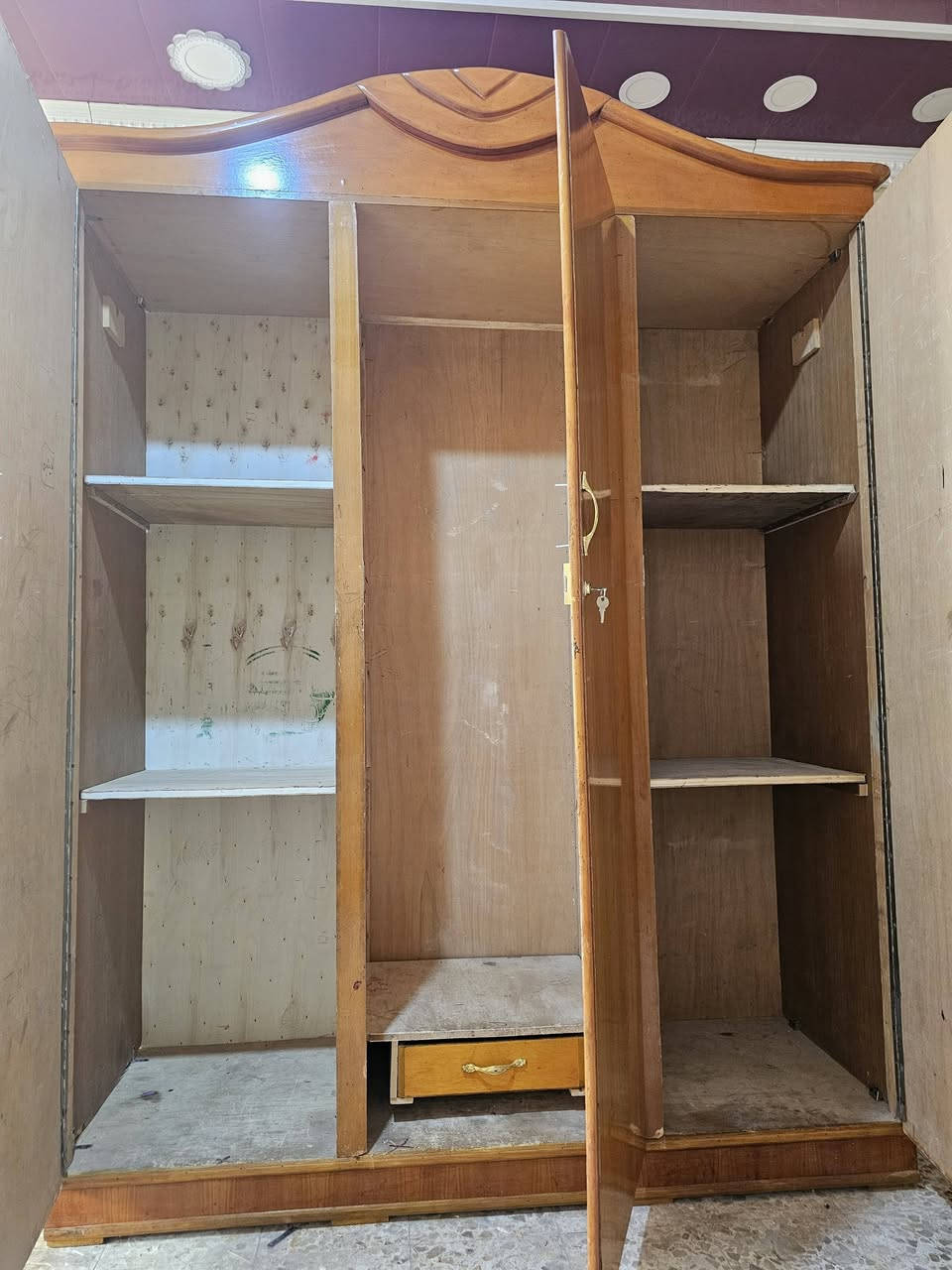 كنتور صاج تسكام ثقيل جدا كنتور كلش عالي  نضيف جدا سعر ٢٢٥ بي مجال بصيط ناصريه مركز


**إذا كنت صاحب هذا الإعلان وتريد حذفه لأي سبب، رجاءا أرسل رسالة إلى الدعم الفني**