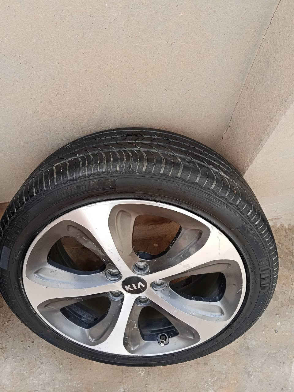 ويل سياره للبيع الحجم 18
السعر 450 وبي مجال


**إذا كنت صاحب هذا الإعلان وتريد حذفه لأي سبب، رجاءا أرسل رسالة إلى الدعم الفني**