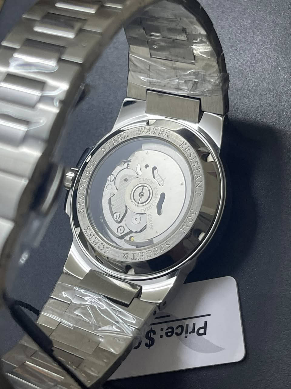 ساعة اصلية لگطة
21حجر
جديده بعدها حته العلامة بيها
اوتوماتيك
يجي وياها كل غراضها 
ساعه كشخة حيل واصلية ووزن ثقيل 
ساعه كلش حلوه لتفوتك
السعررر كلش كلش حلو خاصصصص


**إذا كنت صاحب هذا الإعلان وتريد حذفه لأي سبب، رجاءا أرسل رسالة إلى الدعم الفني**