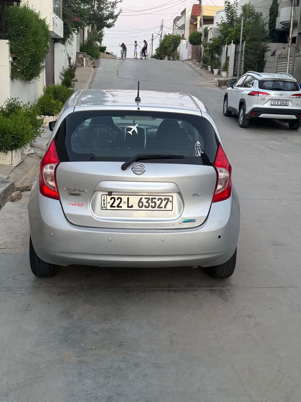 Nissan versa 2015 SV
رەنگی سلفەر ، ڕەقەم هەولێر ، گێر ئۆتۆماتیک شاشە و کامیرا و حەساس گێر و مەکینە بەشەرت نەکراوەتەوە بە ناوی خۆمەوەیە تا ٢٠٣٠ دەفتەری بانزینی شەرتی تەحویل و غەڕامە ٤ تایەی تازەی لە ژێرە هەیە ٤ پارچەی هەیە بێناو سعری ٧٦ و مەجال سەیارەکە لە کەرکووکە
*********** كركوك, العراق
